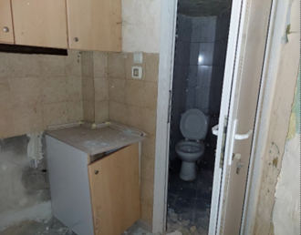 Διαμέρισμα 1ου υπογείου ορόφου επιφάνειας 30,41 τ.μ. που βρίσκεται στην Άνω Πόλη Θεσσαλονίκης.