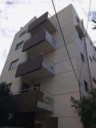 Μεζονέτα, Γλυφάδα